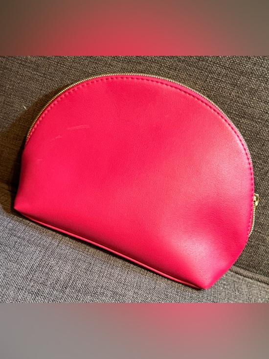 VERSACE PARFUMS Fuchsia Zipper Pouch - Picture 4 of 6
